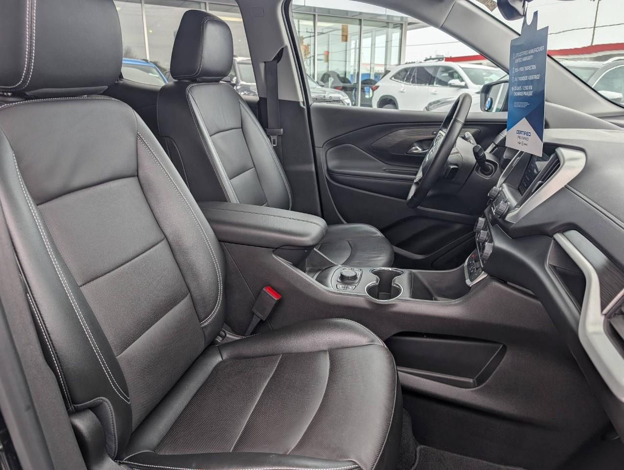 2023 GMC Terrain AWD SLT Photo