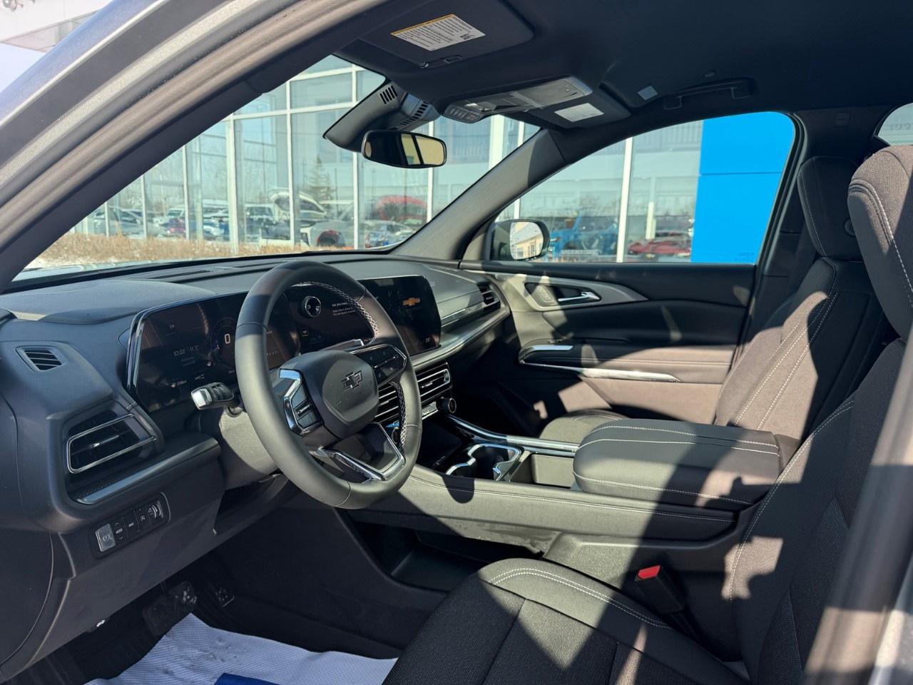 2026 Chevrolet Traverse AWD 4dr LT Photo