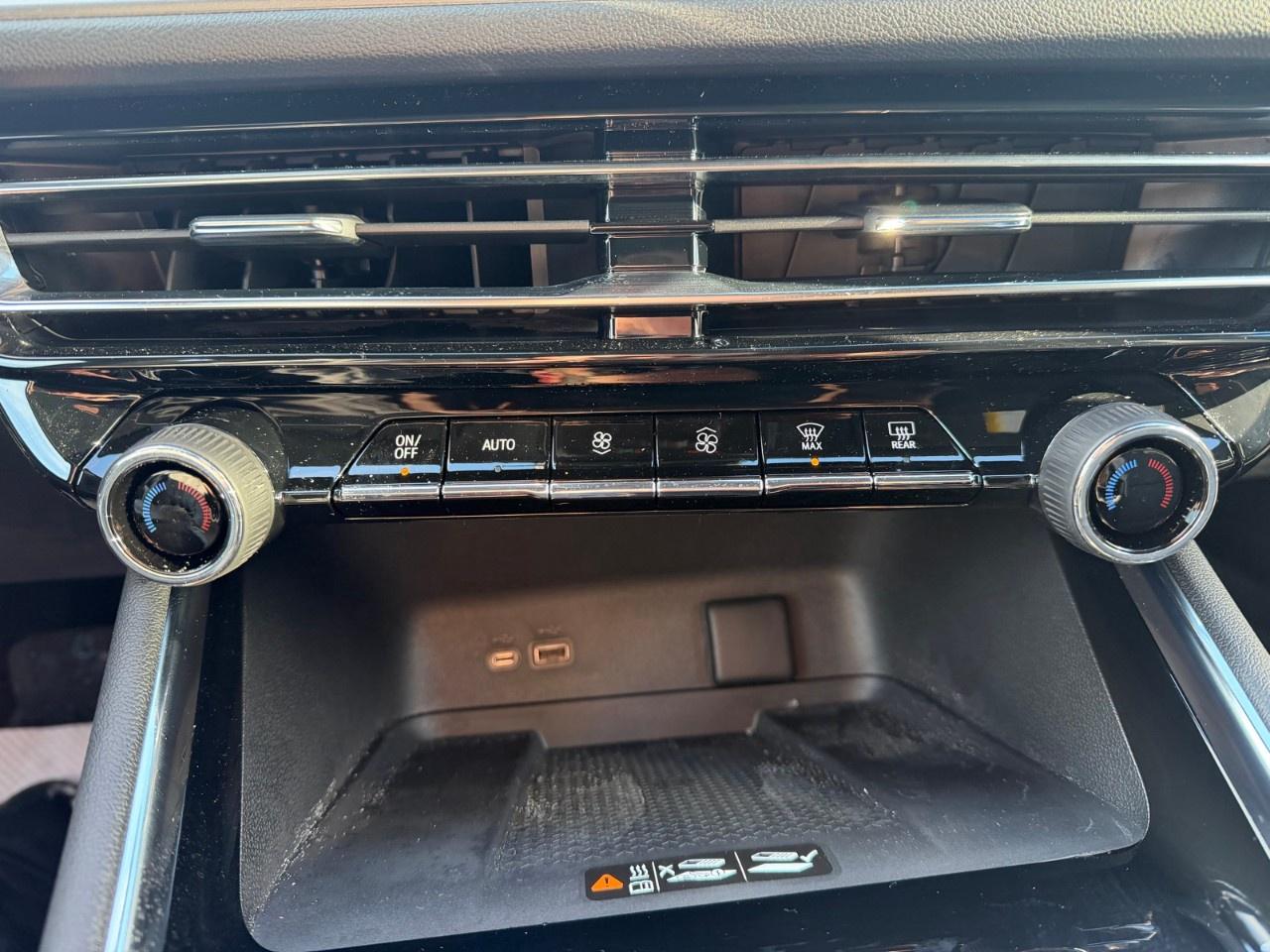 2026 Chevrolet Traverse AWD 4dr LT Photo