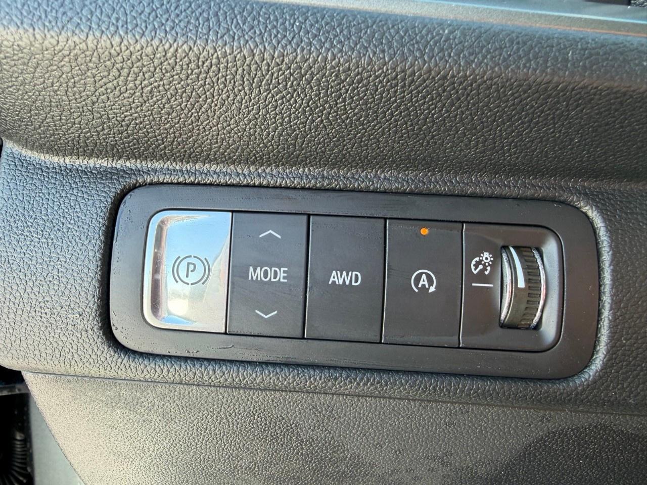 2026 Chevrolet Traverse AWD 4dr LT Photo