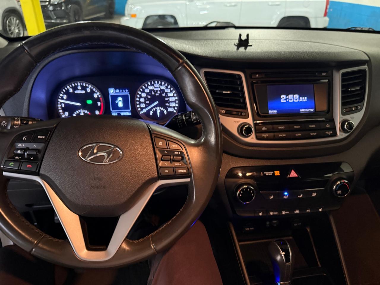 2016 Hyundai Tucson Premium 2.0 (A6) 4dr All-Wheel Drive Photo