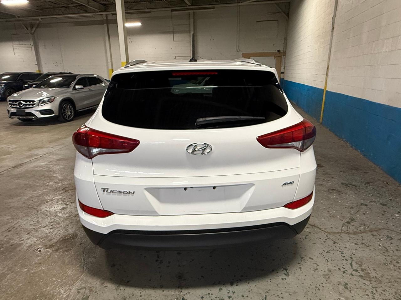 2016 Hyundai Tucson Premium 2.0 (A6) 4dr All-Wheel Drive Photo