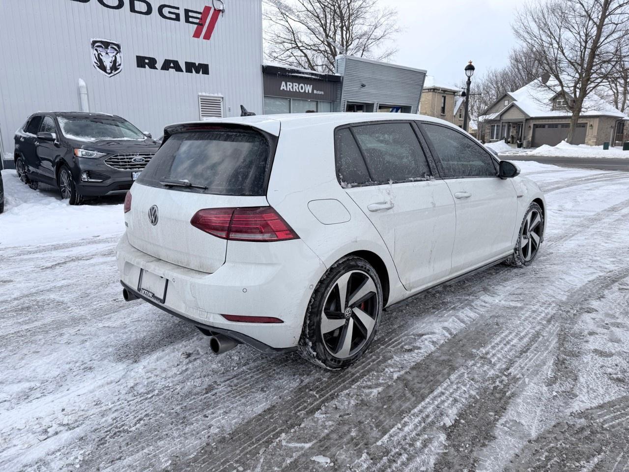 2018 Volkswagen Golf GTI  Photo4