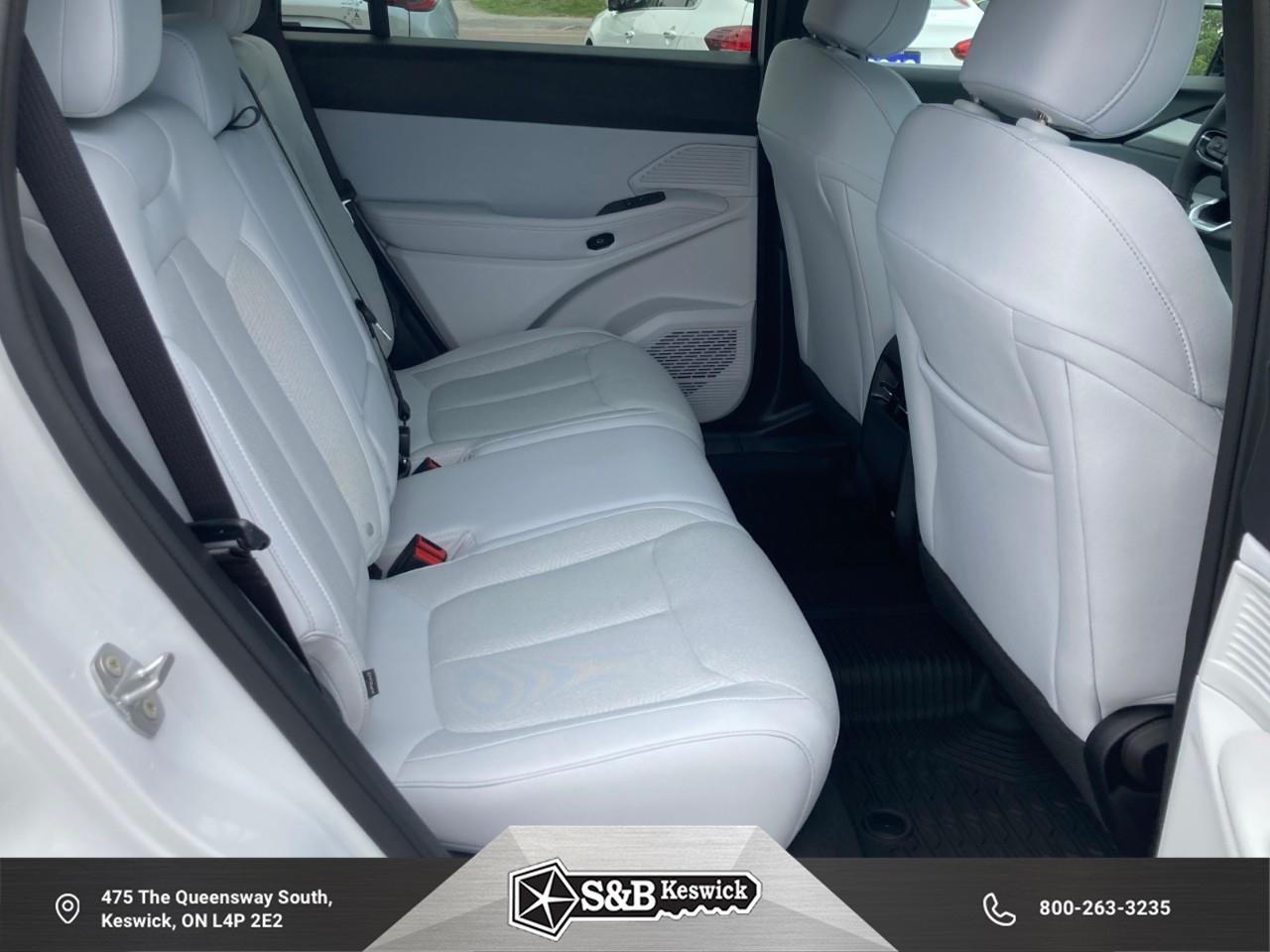 2026 Jeep Cherokee Laredo/Limited 4dr 4x4 Photo