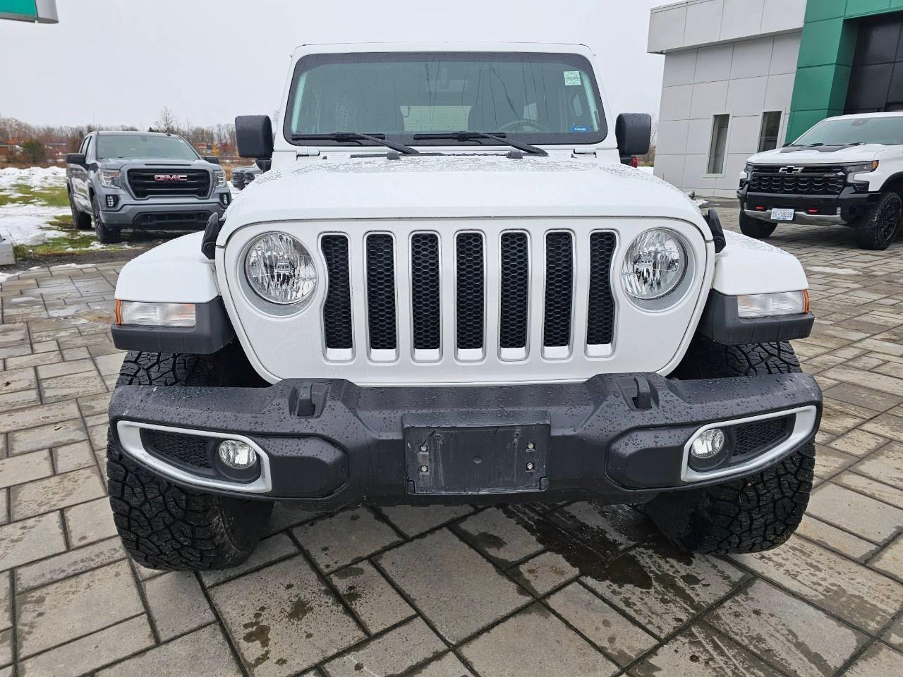 2022 Jeep WRANGLER UNLIMITED Sahara 4dr 4x4 Photo
