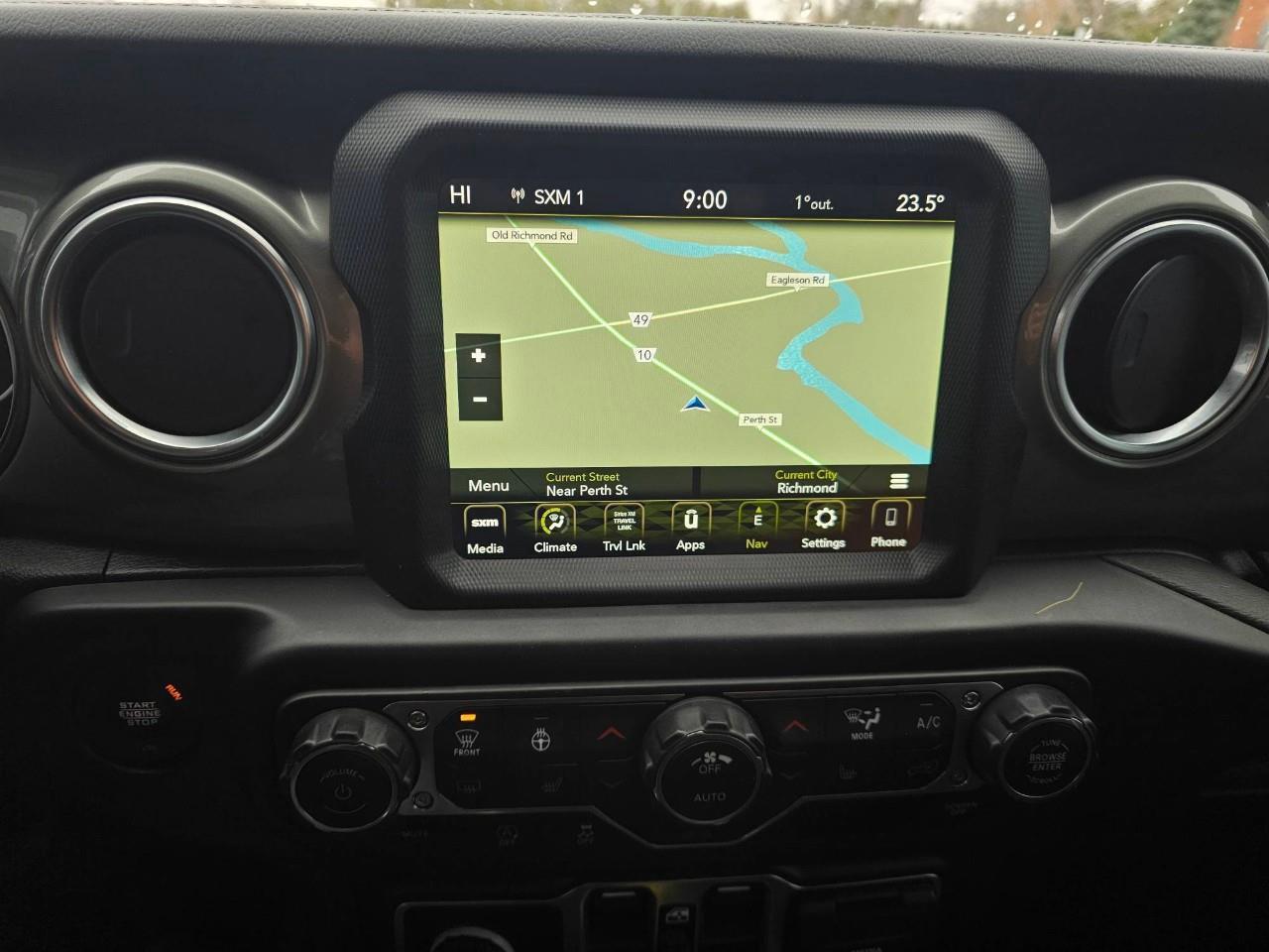 2022 Jeep WRANGLER UNLIMITED Sahara 4dr 4x4 Photo