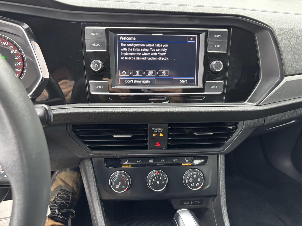 2021 Volkswagen Jetta Comfortline (A8) 4dr Sedan Photo