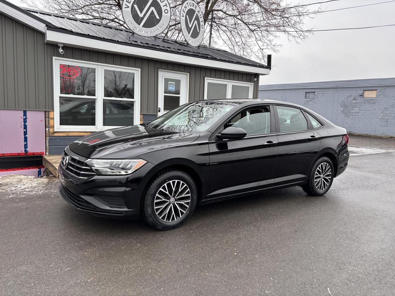 2021 Volkswagen Jetta Comfortline (A8) 4dr Sedan Photo