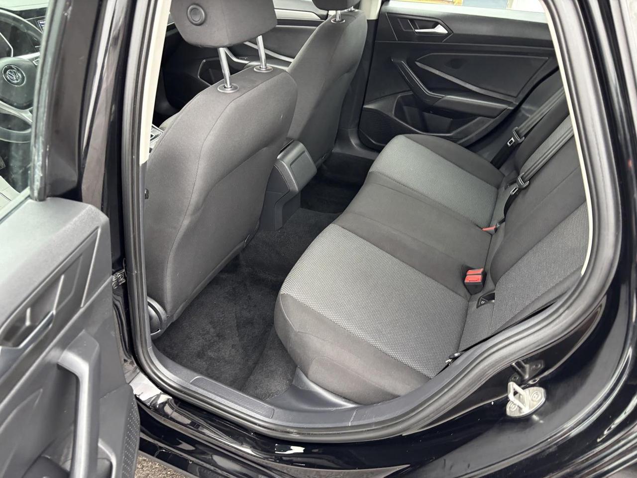 2021 Volkswagen Jetta Comfortline (A8) 4dr Sedan Photo