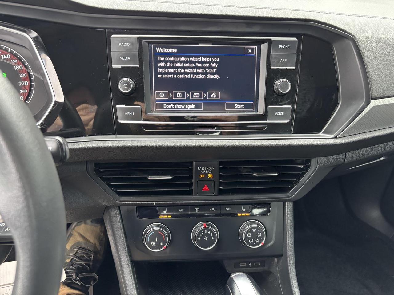 2021 Volkswagen Jetta Comfortline (A8) 4dr Sedan Photo