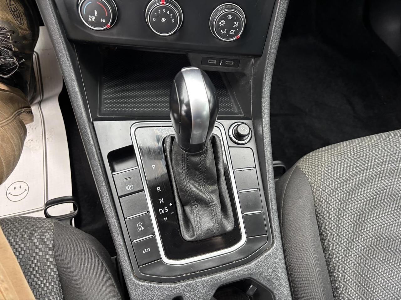 2021 Volkswagen Jetta Comfortline (A8) 4dr Sedan Photo