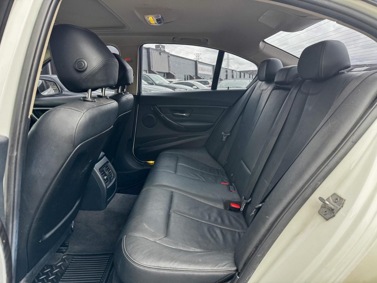 2014 BMW 3 Series 4dr Sdn 328i xDrive AWD Photo