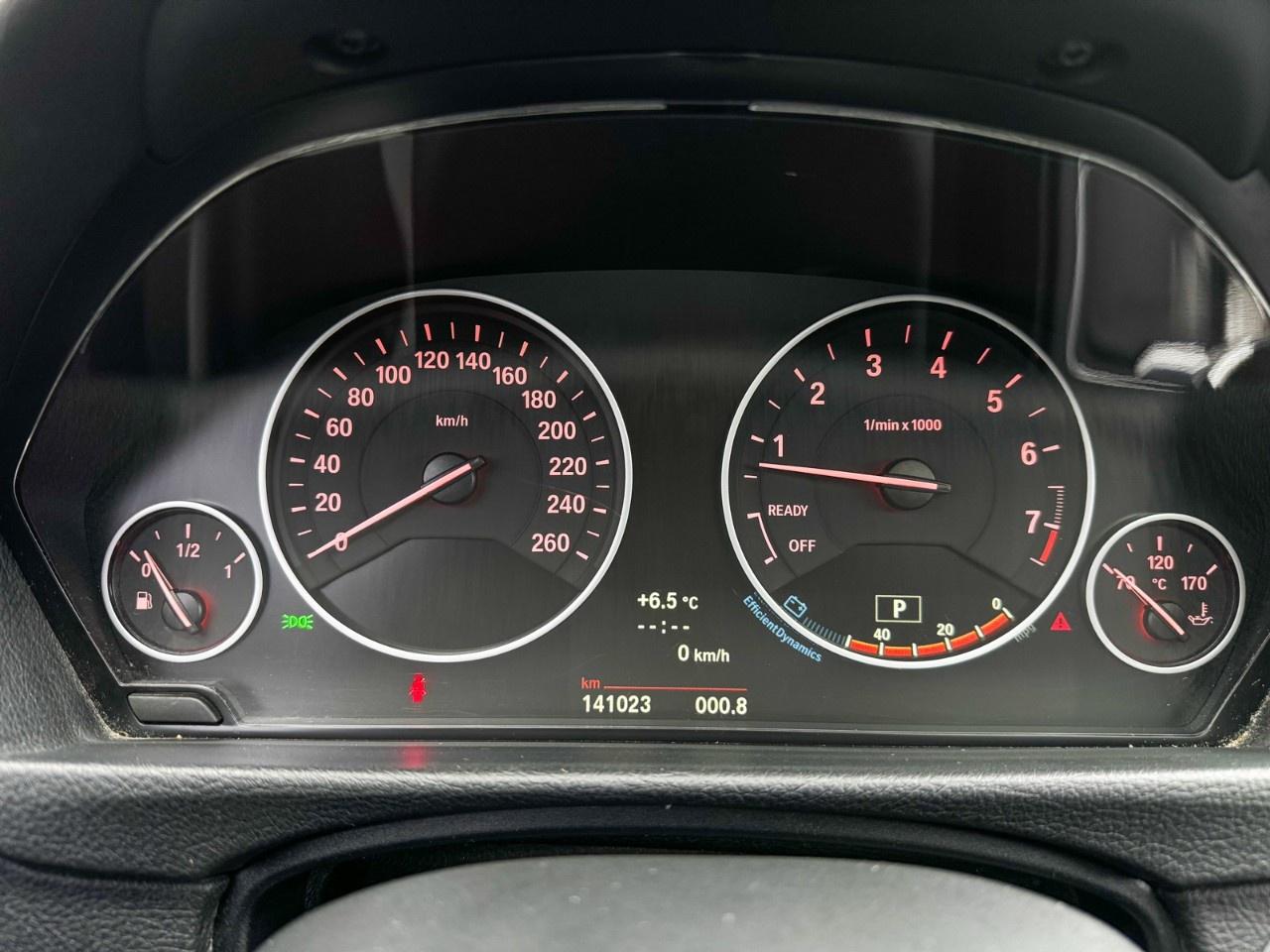 2014 BMW 3 Series 4dr Sdn 328i xDrive AWD Photo