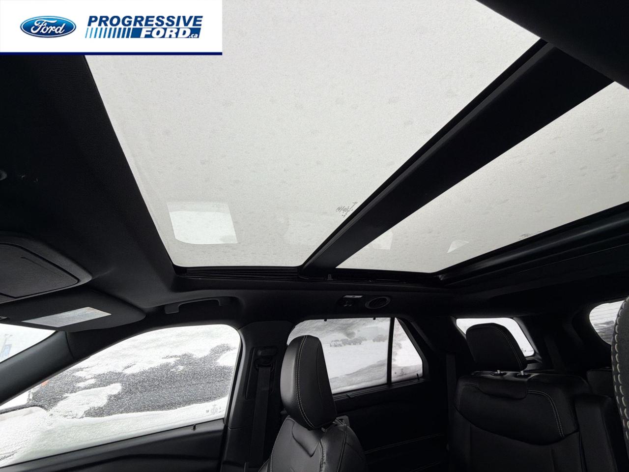 2022 Ford Explorer ST 4dr 4x4 Photo