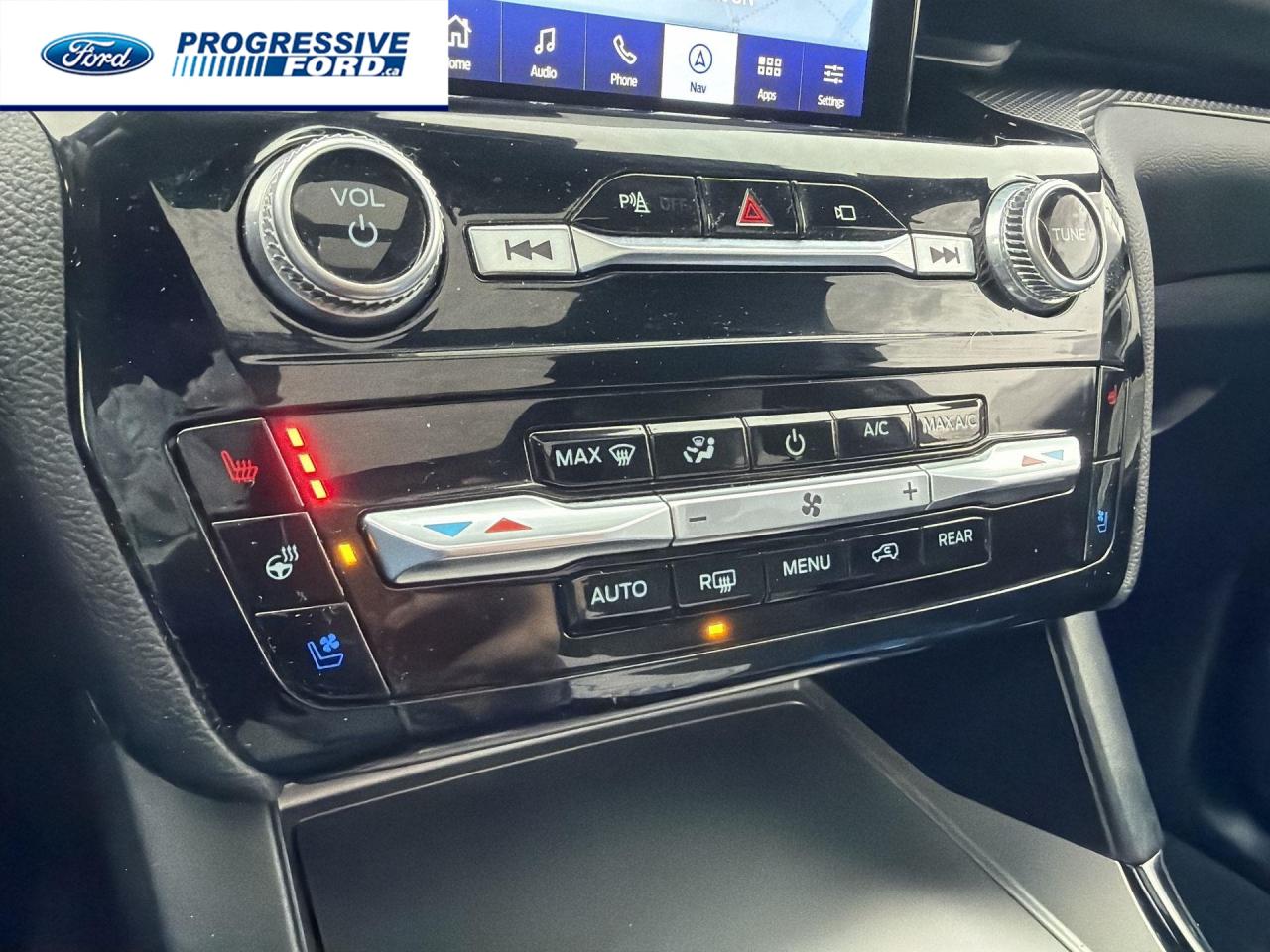 2022 Ford Explorer ST 4dr 4x4 Photo