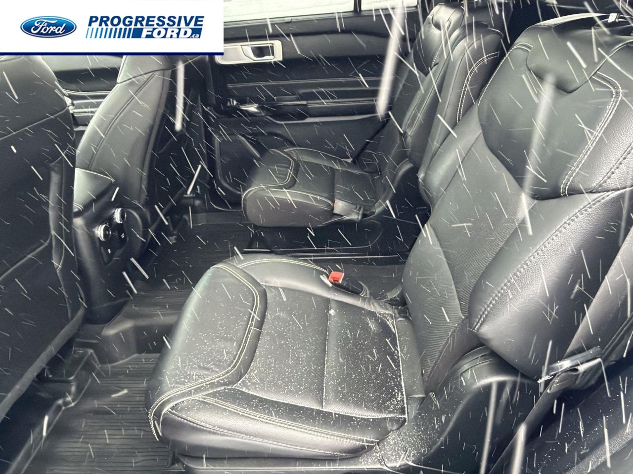 2022 Ford Explorer ST 4dr 4x4 Photo