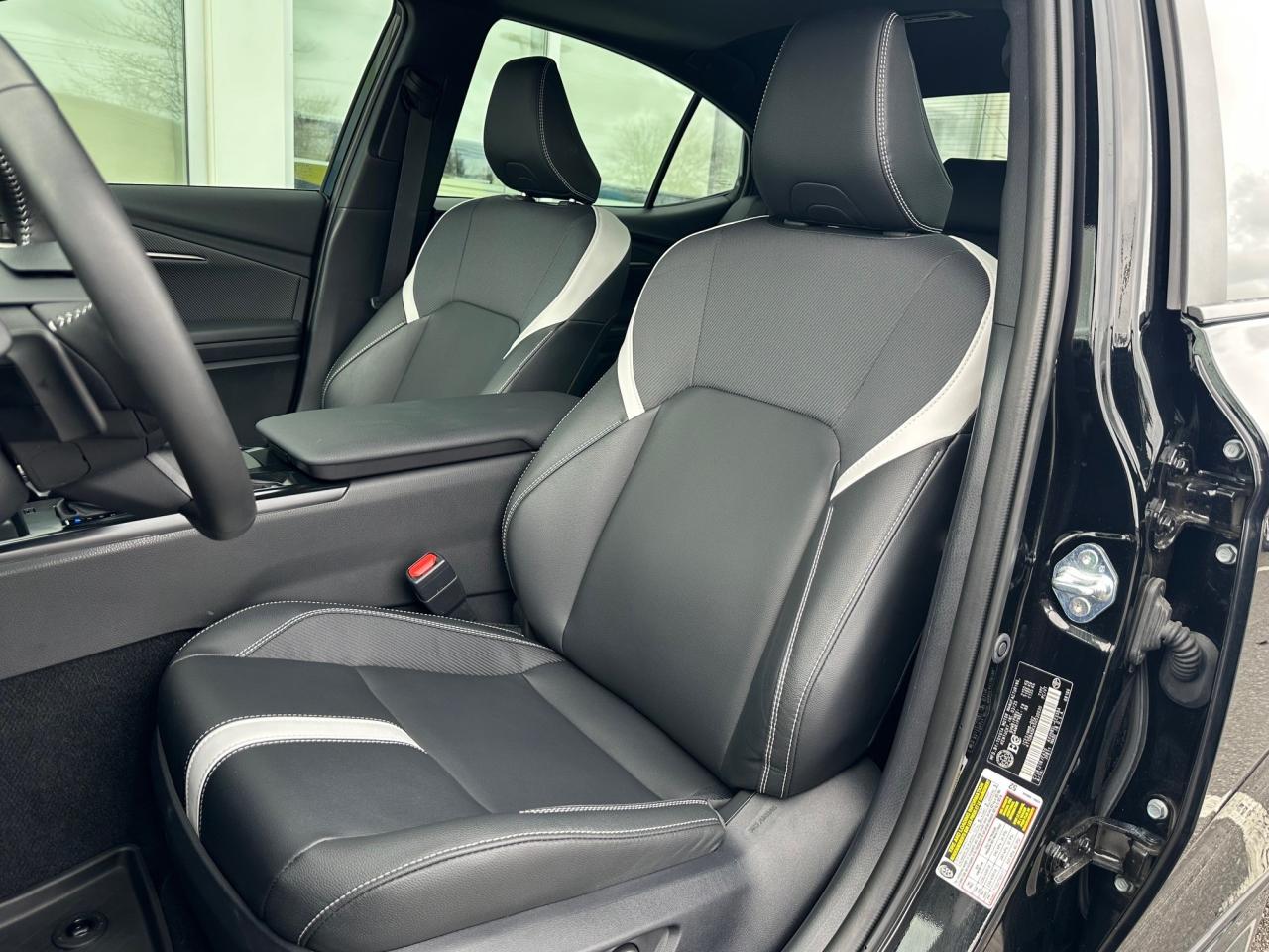 2025 Toyota Camry SE Upgrade 4dr All-Wheel Drive Sedan Photo