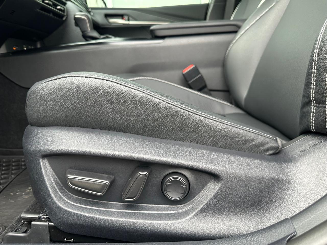 2025 Toyota Camry SE Upgrade 4dr All-Wheel Drive Sedan Photo