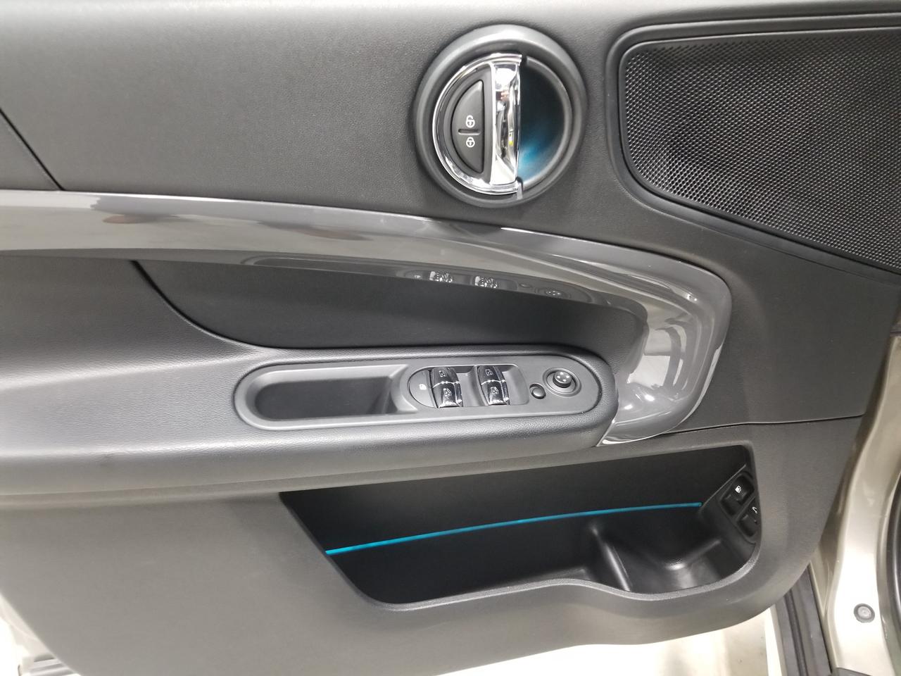 2018 MINI E Countryman Cooper S 4dr All-Wheel Drive ALL4 Sport Utility Photo