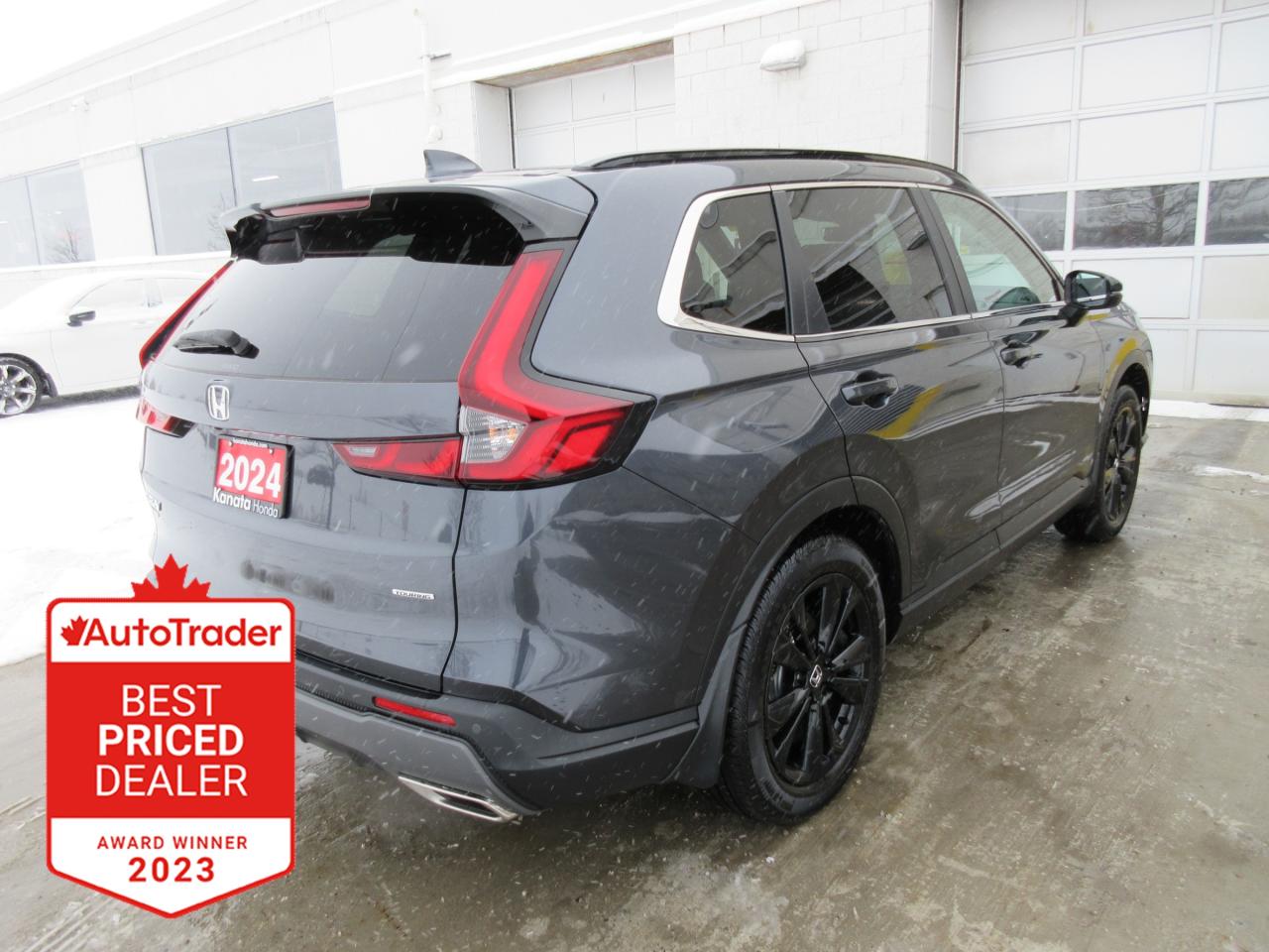 2024 Honda CR-V Hybrid Touring 4dr All-Wheel Drive Photo