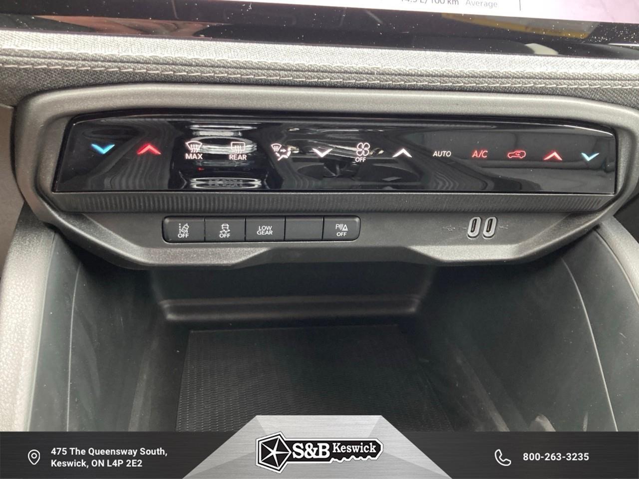 2026 Jeep Cherokee Laredo/Limited 4dr 4x4 Photo