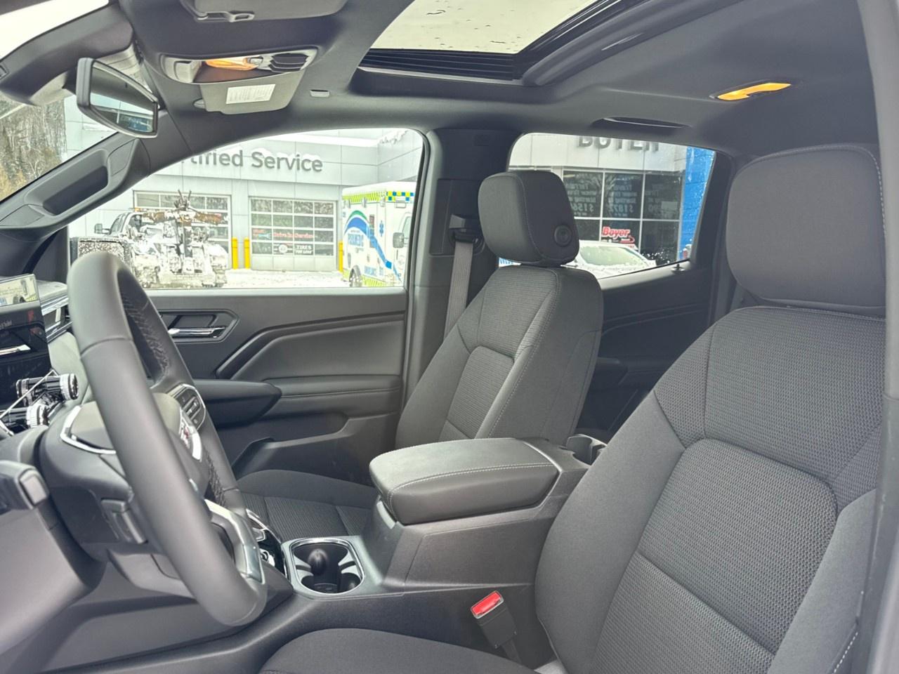 2026 GMC Canyon Crew Cab Short Box 4-Wheel Drive Elevation Photo