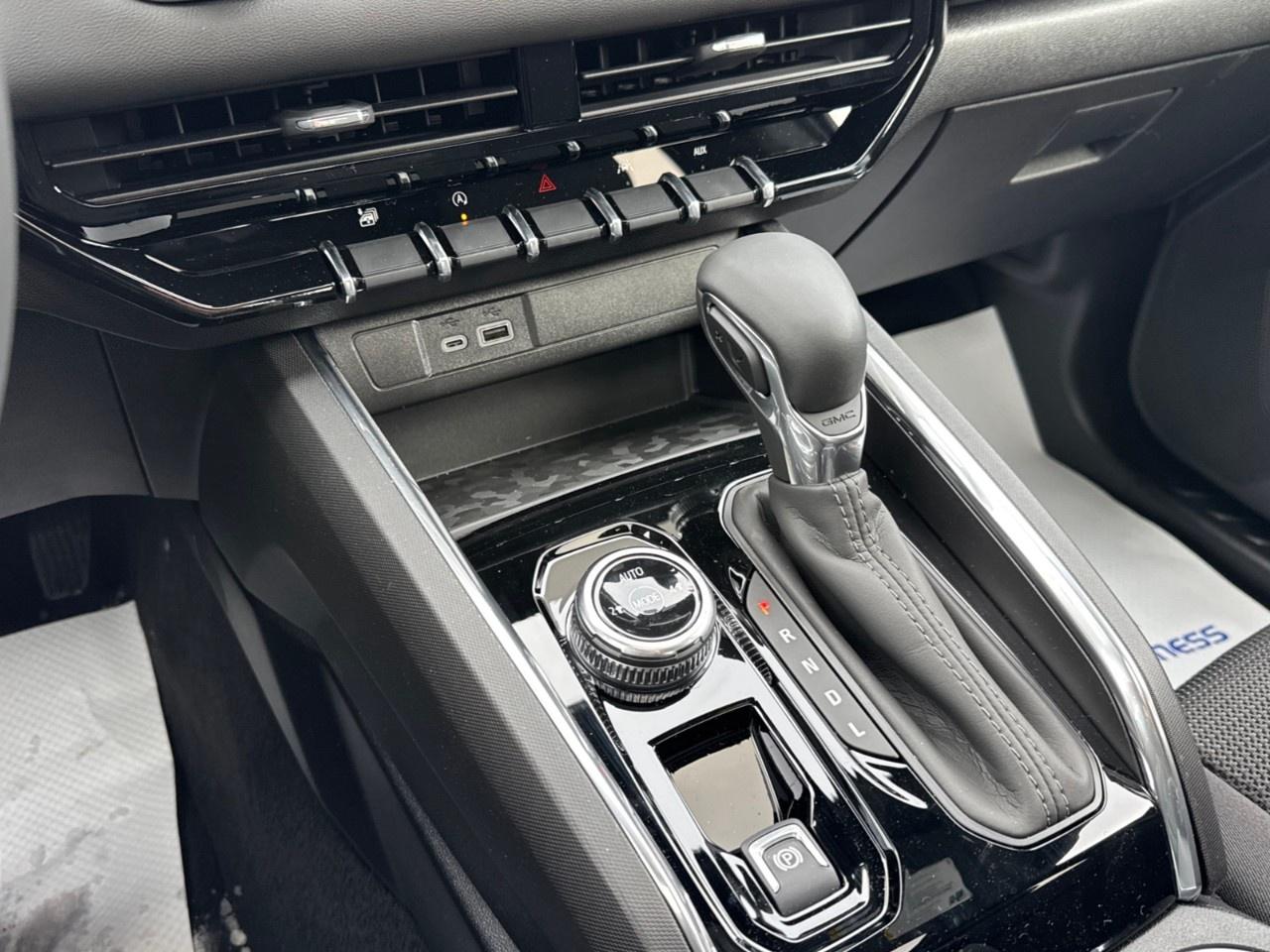 2026 GMC Canyon Crew Cab Short Box 4-Wheel Drive Elevation Photo