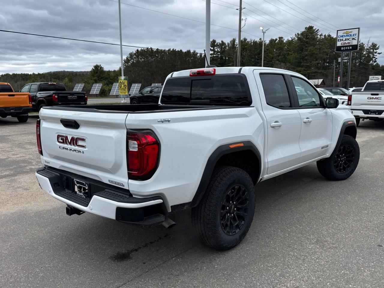 2026 GMC Canyon Crew Cab Short Box 4-Wheel Drive Elevation Photo