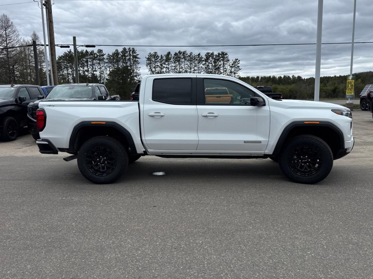 2026 GMC Canyon Crew Cab Short Box 4-Wheel Drive Elevation Photo