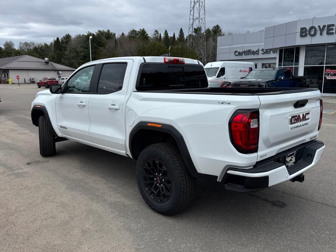 2026 GMC Canyon Crew Cab Short Box 4-Wheel Drive Elevation Photo
