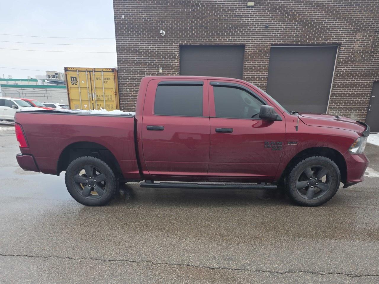 2019 RAM 1500 Classic EXPRESS 4X4 CREW CAB 5'7" BOX Photo