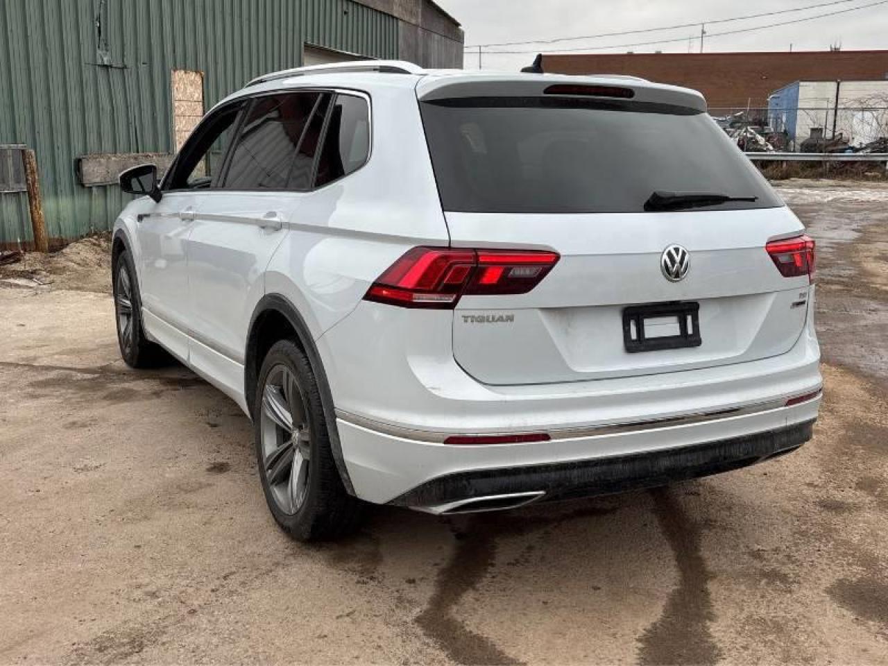 2018 Volkswagen Tiguan Highline 4dr All-wheel Drive 4MOTION Photo