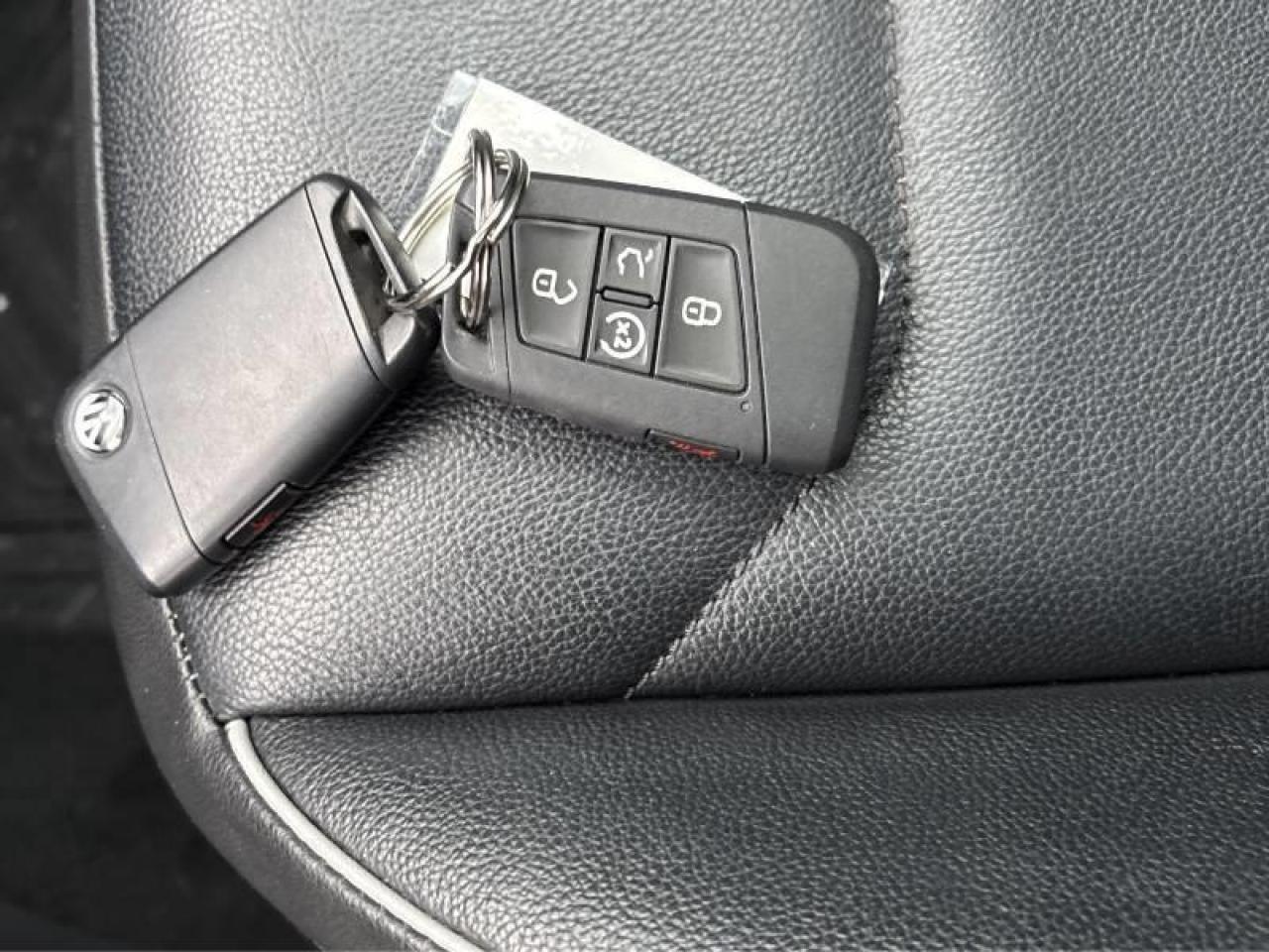 2018 Volkswagen Tiguan Highline 4dr All-wheel Drive 4MOTION Photo