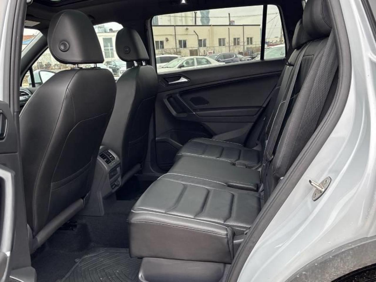 2018 Volkswagen Tiguan Highline 4dr All-wheel Drive 4MOTION Photo