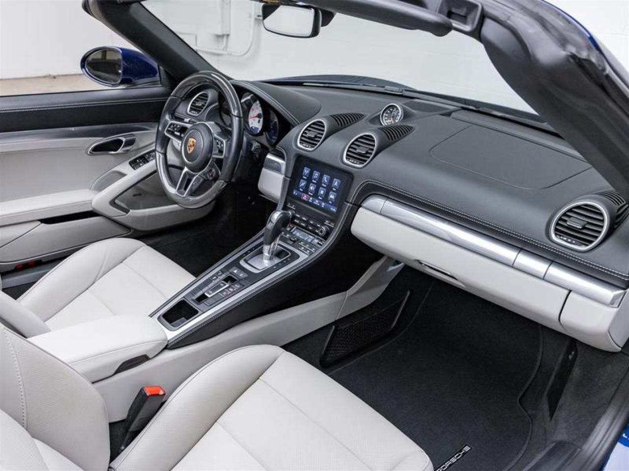 2024 Porsche 718 Boxster  Photo