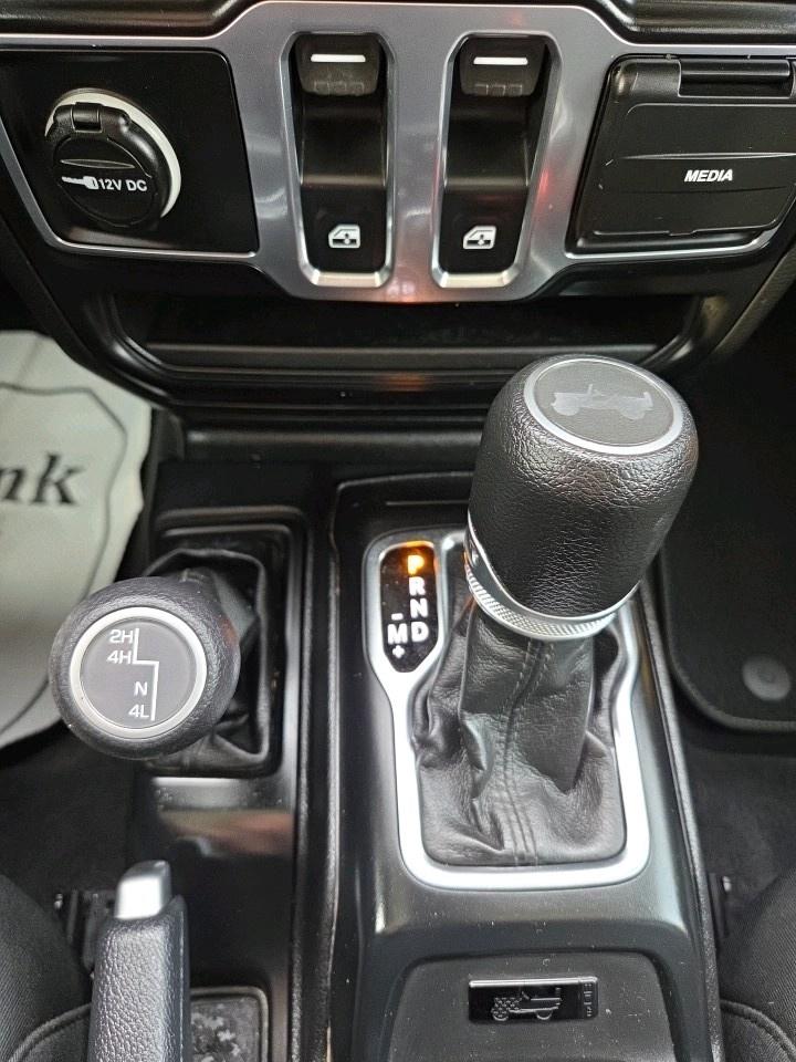 2021 Jeep Wrangler Sport 2dr 4x4 Photo