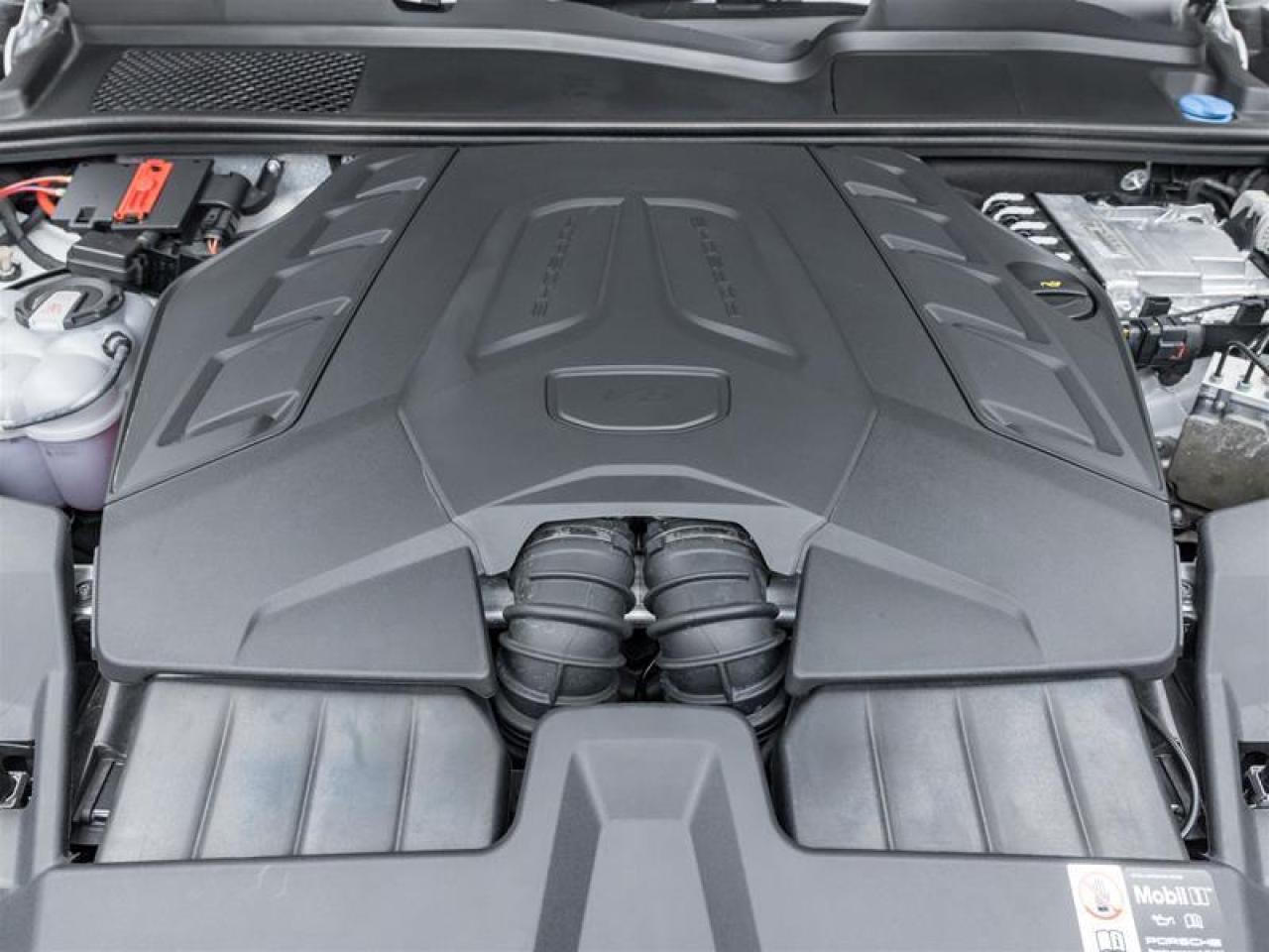 2025 Porsche Cayenne  Photo