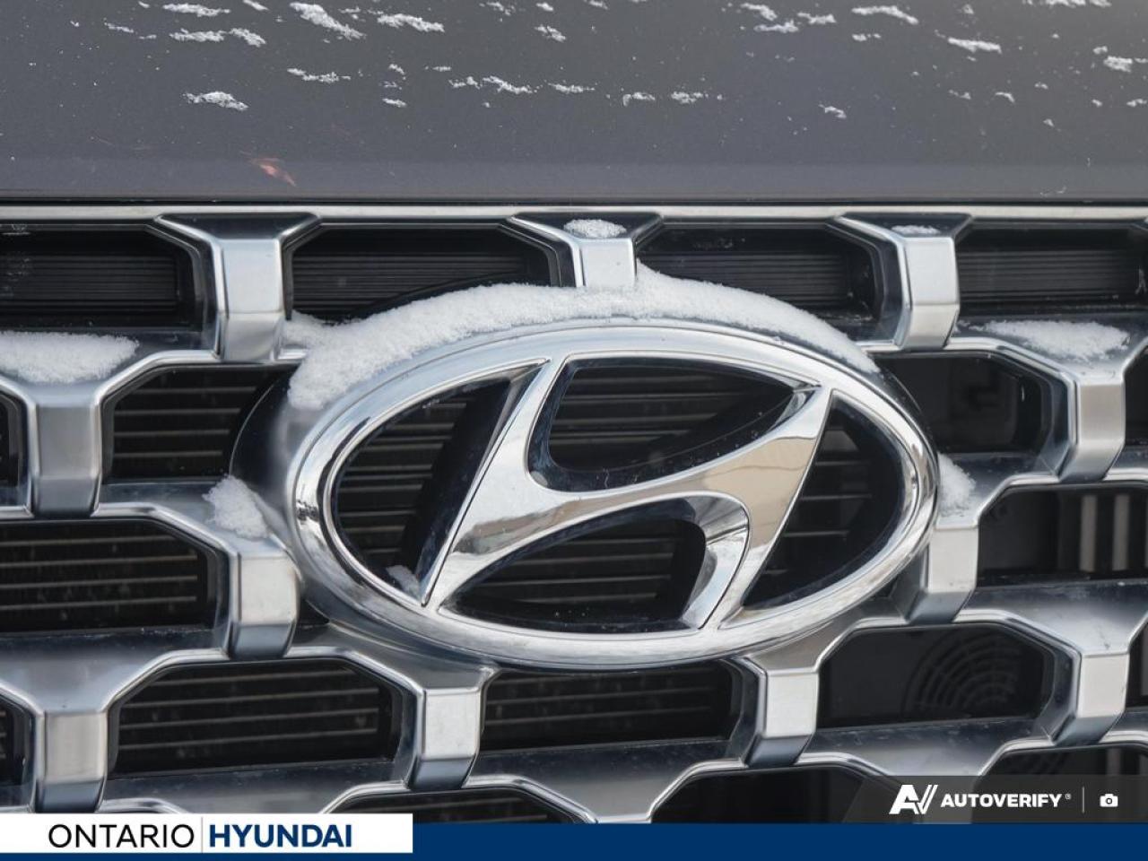 2023 Hyundai Santa Fe HEV Luxury 4dr All-Wheel Drive Photo