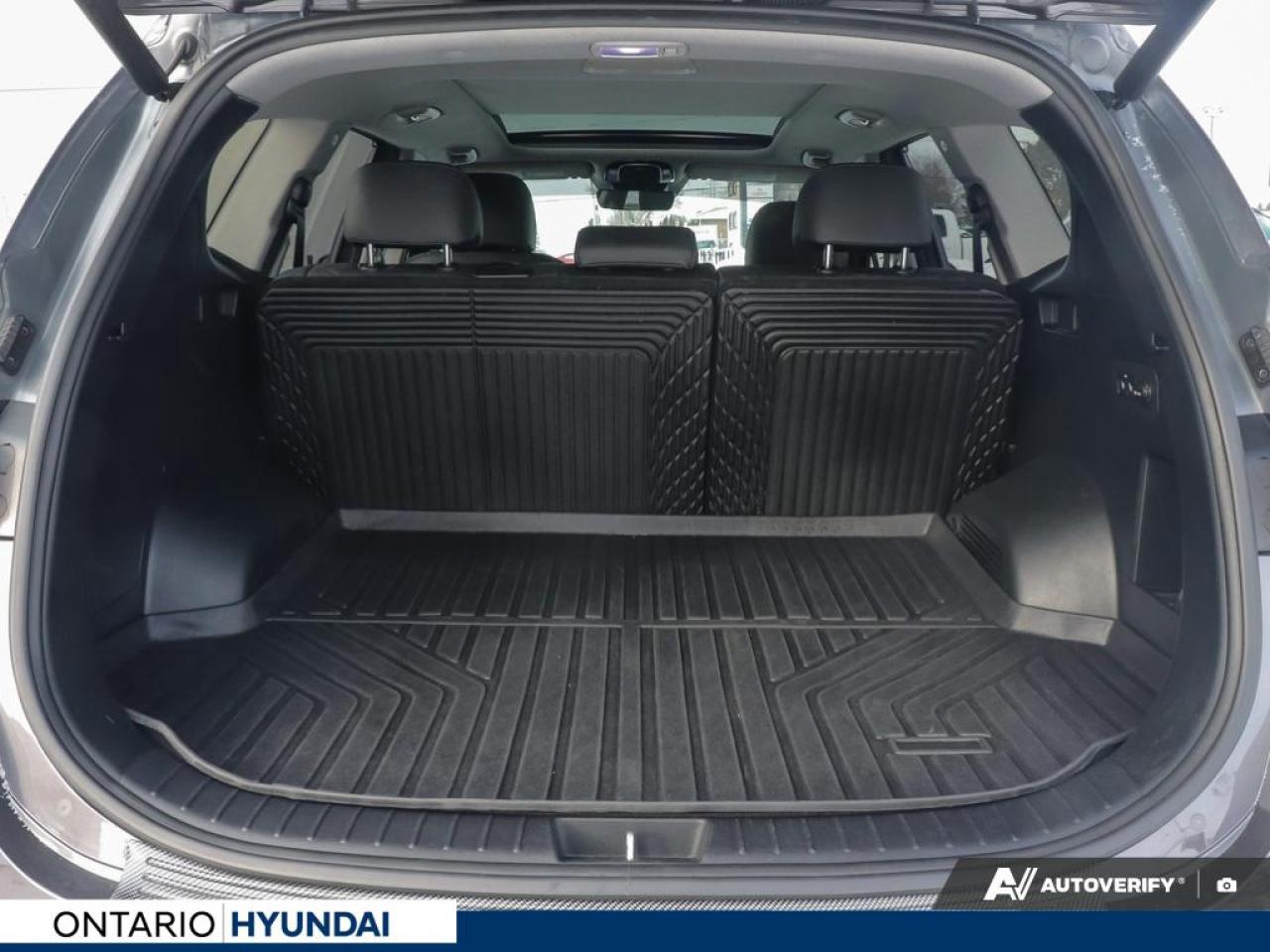 2023 Hyundai Santa Fe HEV Luxury 4dr All-Wheel Drive Photo