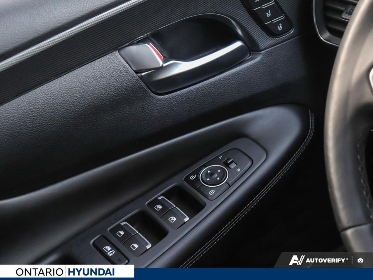 2023 Hyundai Santa Fe HEV Luxury 4dr All-Wheel Drive Photo