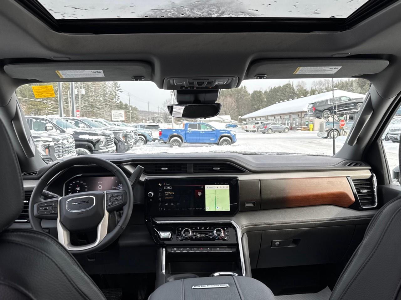 2026 GMC SIERRA 2500HD Crew Cab Standard Box 4-Wheel Drive Denali Photo