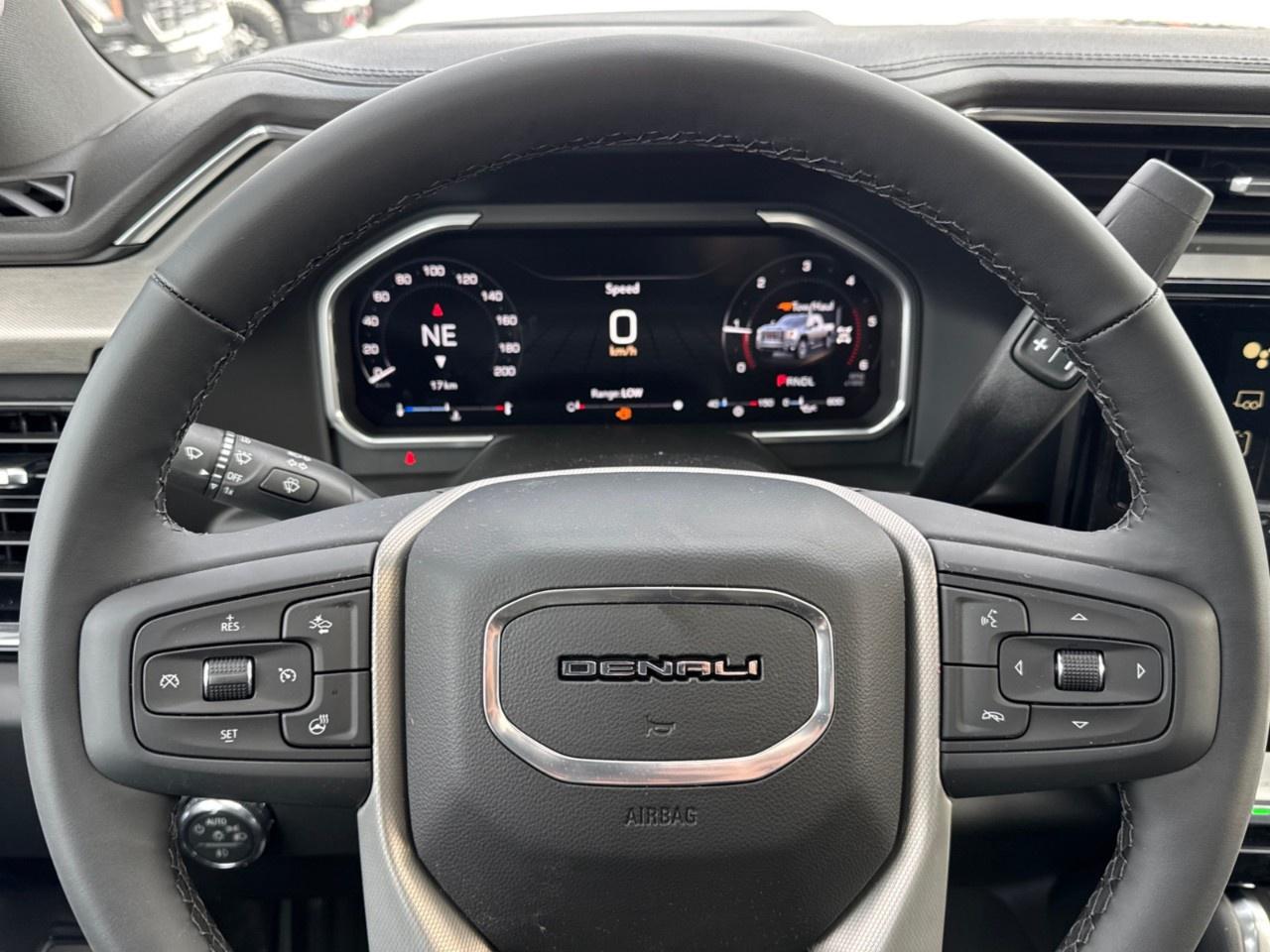 2026 GMC SIERRA 2500HD Crew Cab Standard Box 4-Wheel Drive Denali Photo