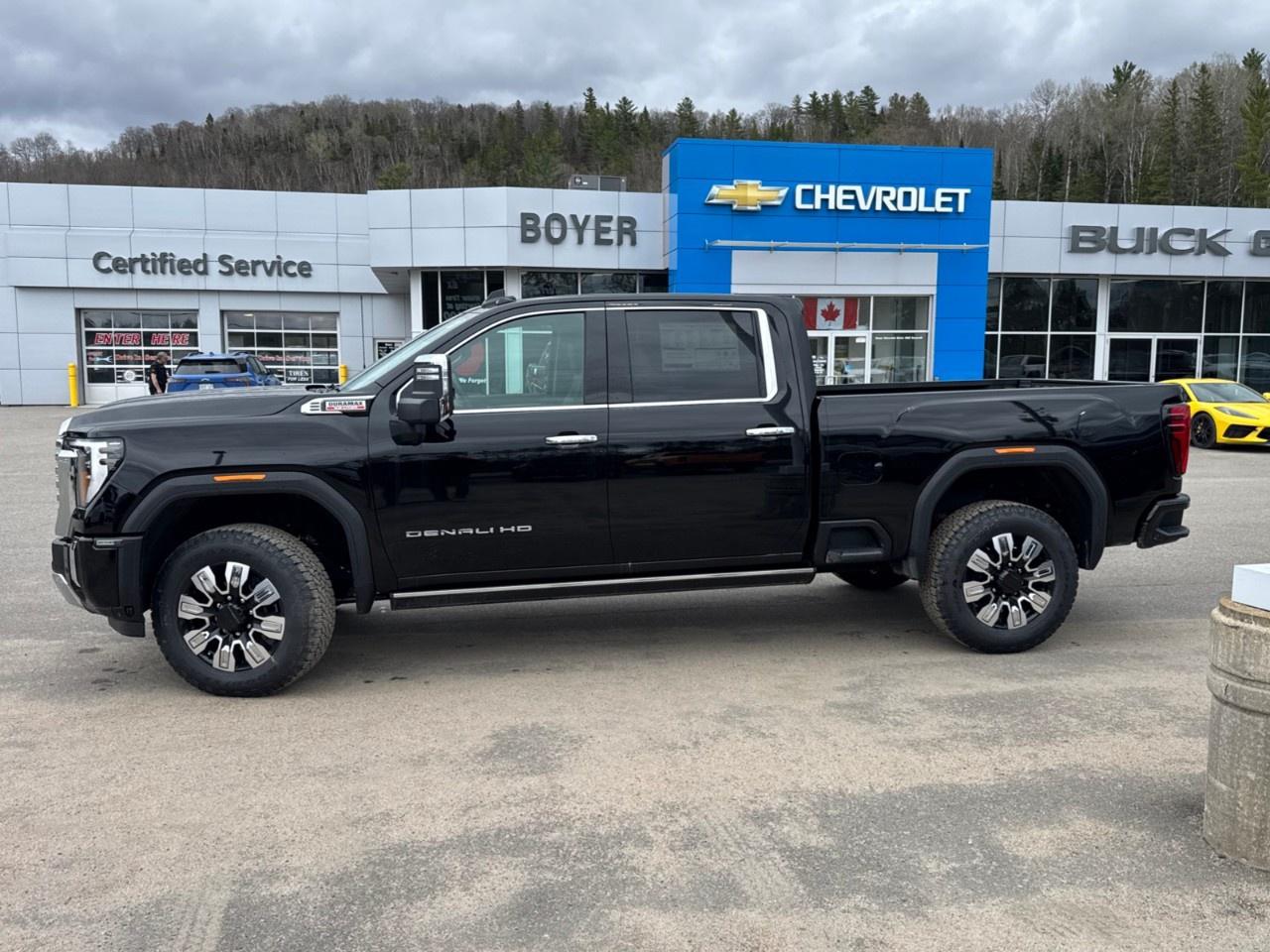 2026 GMC SIERRA 2500HD Crew Cab Standard Box 4-Wheel Drive Denali Photo