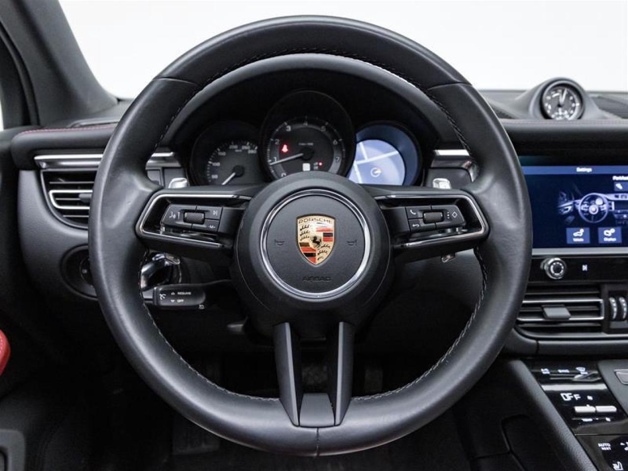 2023 Porsche Macan  Photo