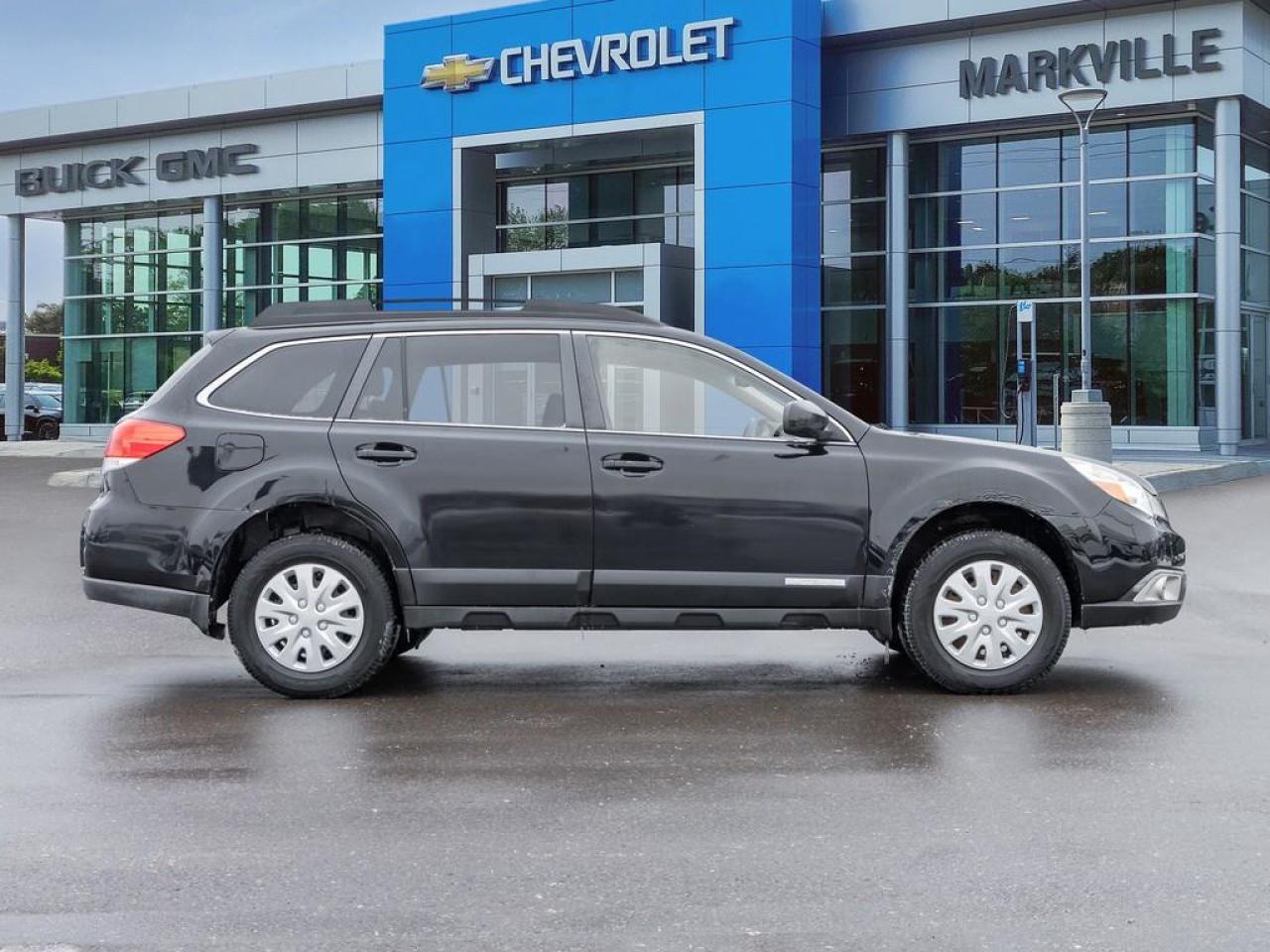 2011 Subaru Outback  Photo2