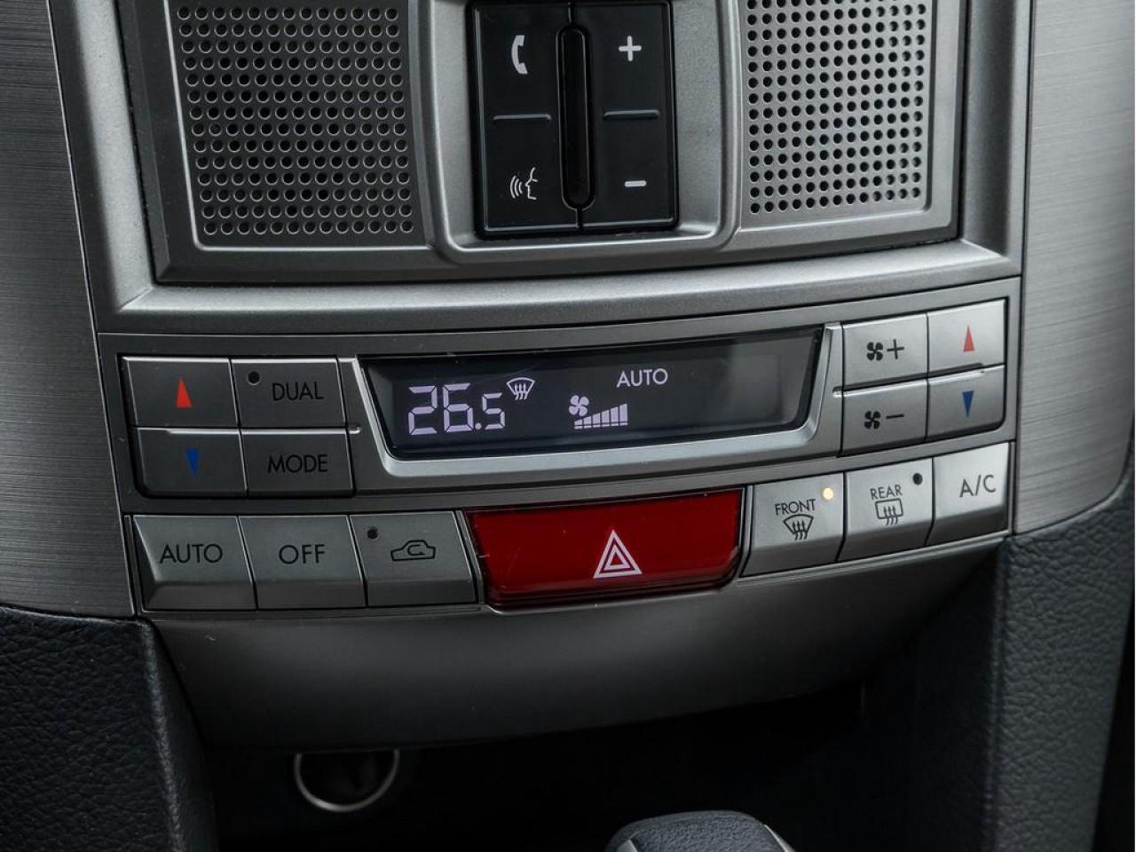 2011 Subaru Outback  Photo