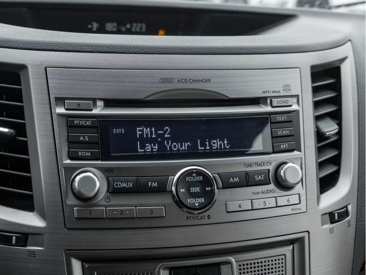 2011 Subaru Outback  Photo