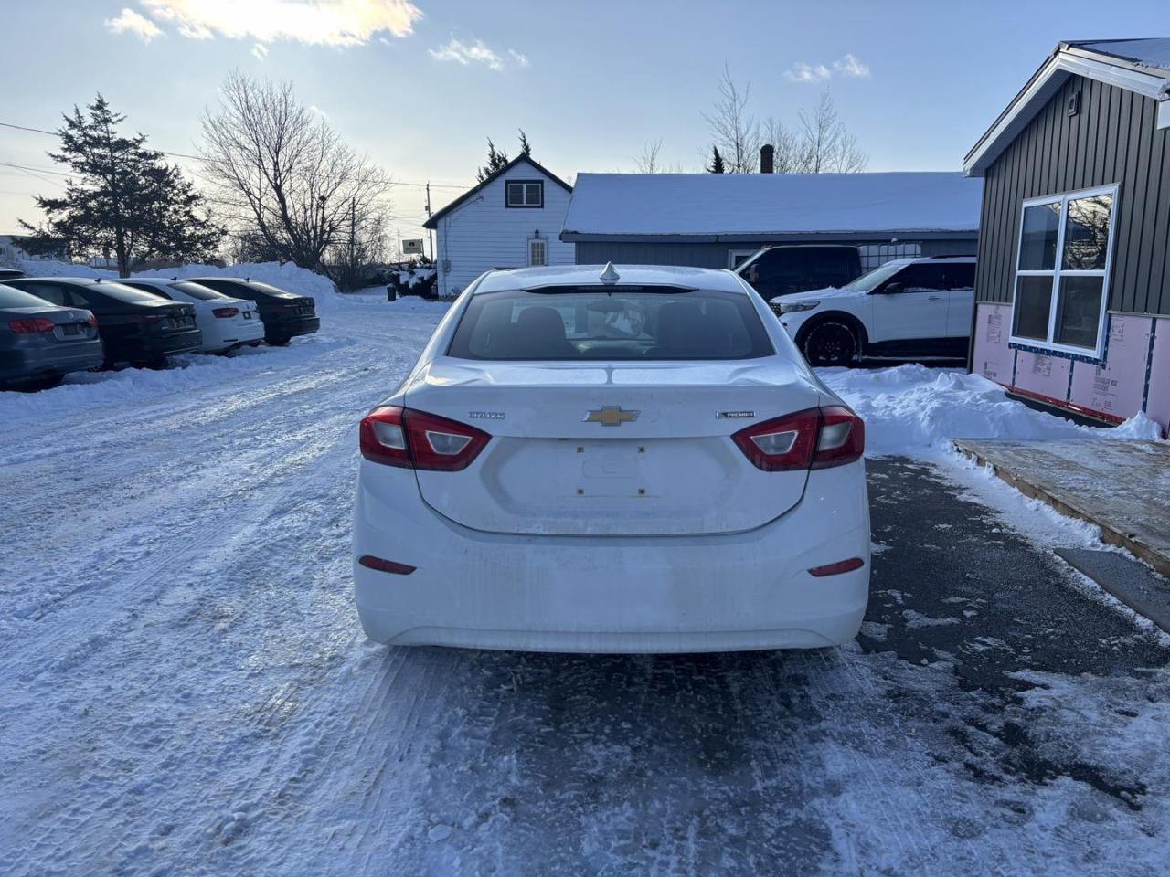 2018 Chevrolet Cruze Premier Auto 4dr Sedan Photo3