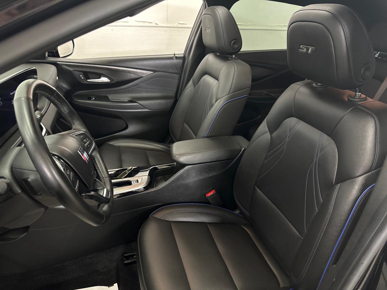 2024 Buick Envista Sport Touring 4dr Front-Wheel Drive Photo