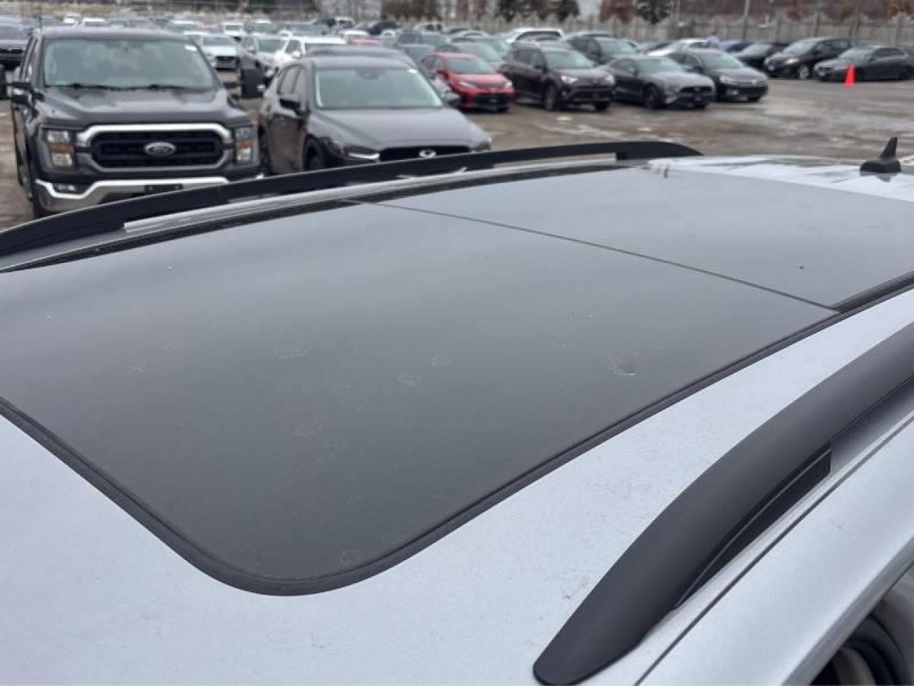 2019 Volkswagen Tiguan Comfortline 4dr All-wheel Drive 4MOTION Photo